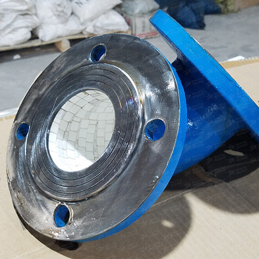 耐磨陶瓷在弯头、三通、溜槽中的工程应用解析